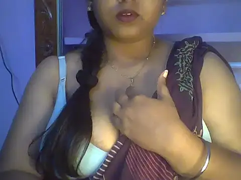 Snapshot of Tamil_Kuttyma chatting on June 2026 04:34:02 PM Tamil Kuttyma online show from June 2026 04:34:02 PM