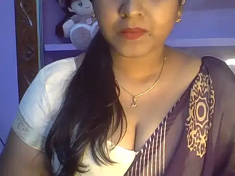 Snapshot of Tamil_Kuttyma chatting on June 2026 01:28:02 PM Tamil Kuttyma online show from June 2026 01:28:02 PM