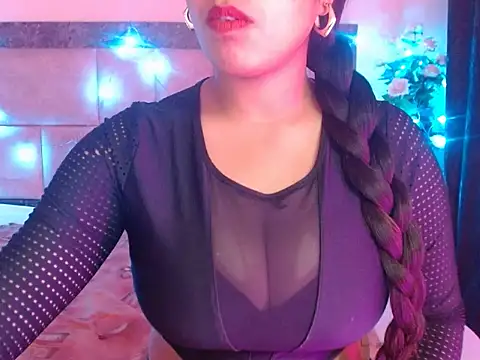 Popo Girl online show from March 2026 04:23:01 PM