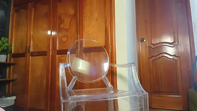 Noha  scott online show from April 2026 02:44:01 PM