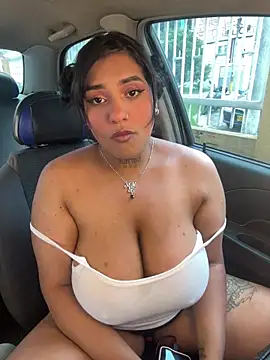 Nahomy firee online show from March 2026 06:57:01 PM