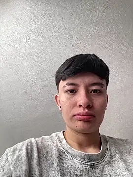 Snapshot of Tomnico_19 chatting on March 2026 03:29:02 PM Tomnico 19 online show from March 2026 03:29:02 PM