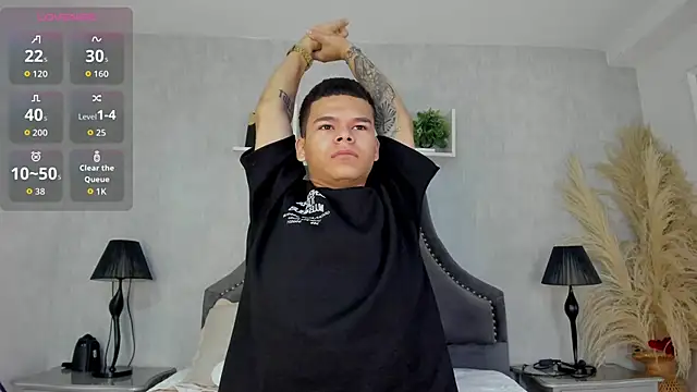 DylanRoyce  online show from May 2026 12:34:01 PM