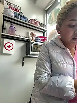 RubiaMorena online show from June 2026 07:05:01 PM