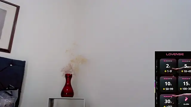 Emma Boms online show from March 2026 03:23:01 AM