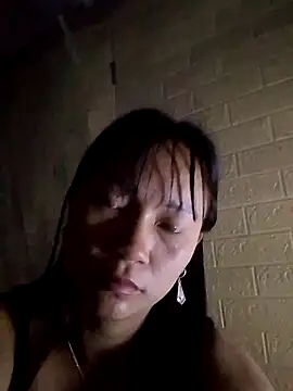 mami-rubi online show from May 2026 06:45:01 PM