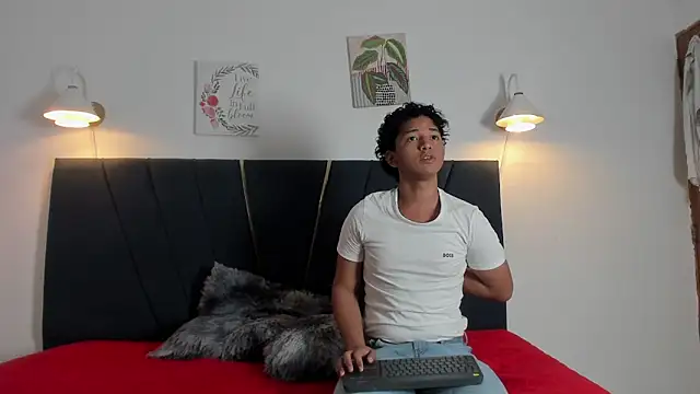 lio18 cum online show from March 2026 01:33:01 AM