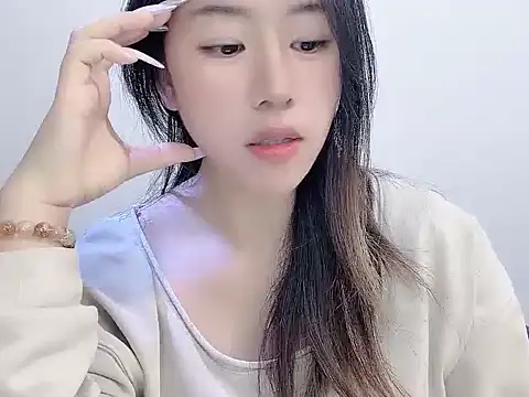 Baixi-01 online show from March 2026 04:19:01 AM