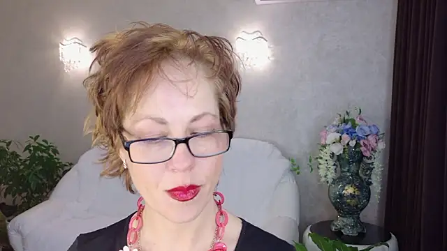 LioraWeiss online show from March 2026 06:32:01 AM