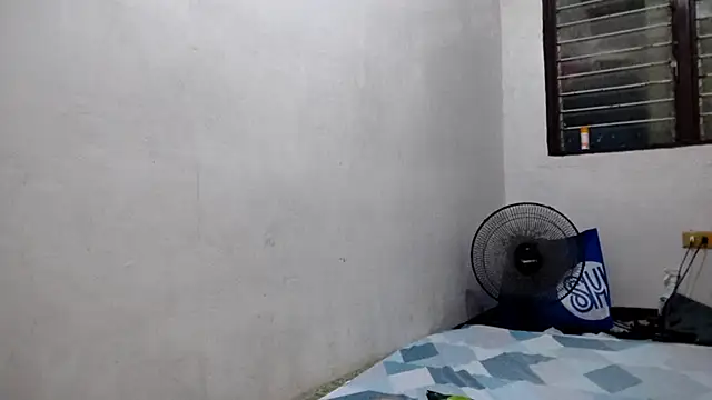 EllieCoconut001 online show from April 2026 10:20:02 AM