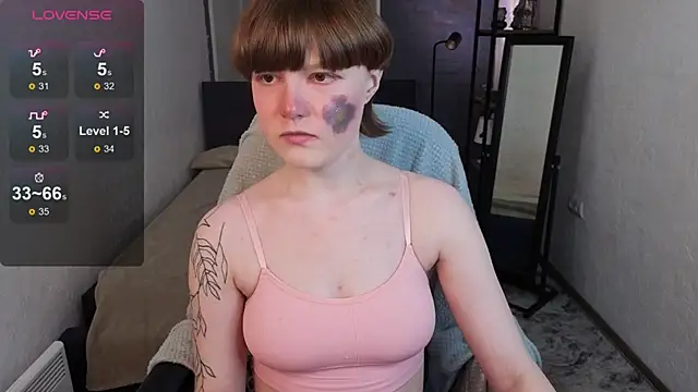  DreamLuna1  online show from April 2026 12:16:02 PM