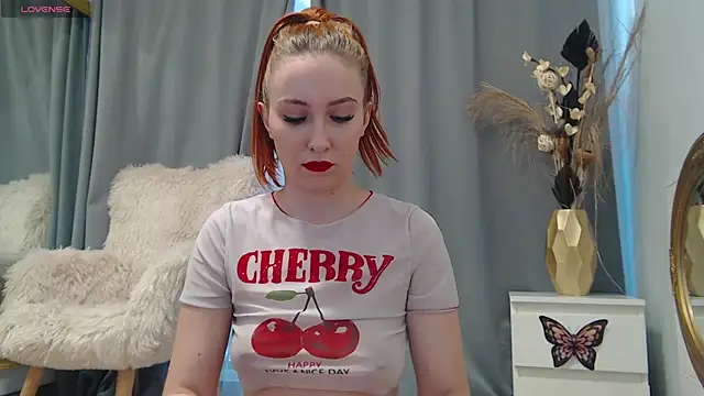 EmberLuna  online show from March 2026 06:58:01 AM