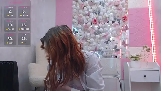 EmberLuna  online show from April 2026 04:04:01 AM