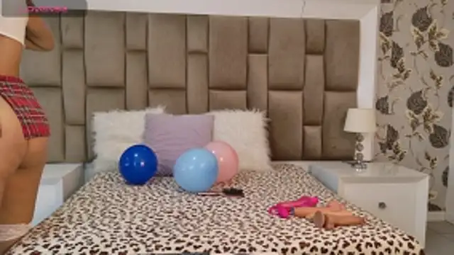 ElizaGiancini online show from June 2026 01:13:01 PM
