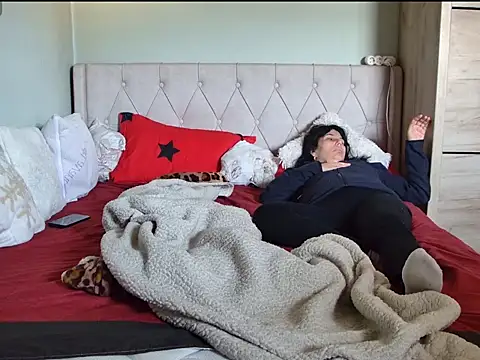 tess1980 online show from March 2026 08:42:02 AM