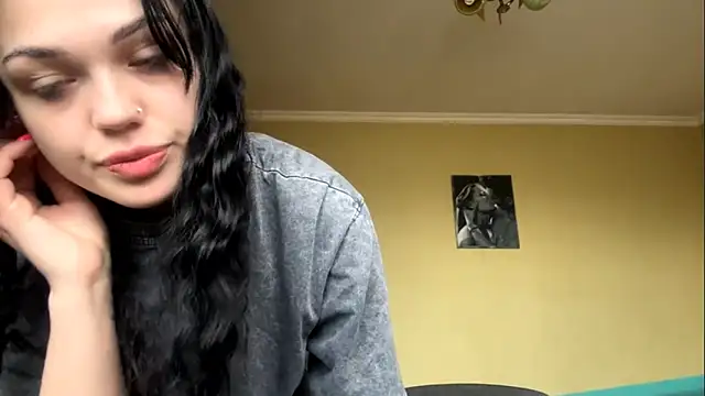 Jennifer anniston online show from March 2026 07:03:02 AM