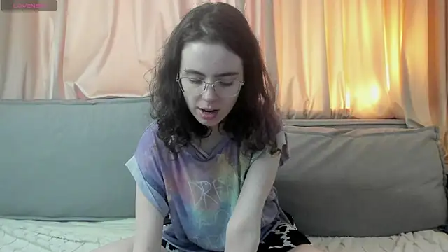 MuiEagan online show from May 2026 12:55:02 PM