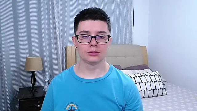 BlackFoXXX69 online show from April 2026 06:23:01 PM