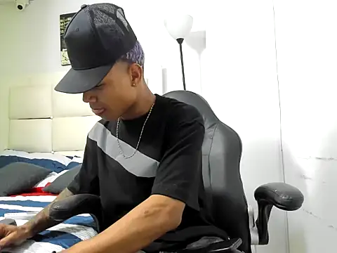 emanuel 23cm online show from March 2026 02:39:02 AM