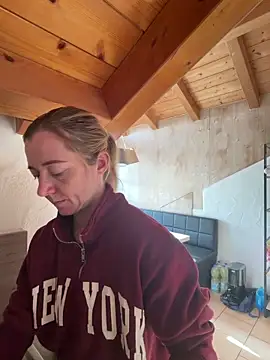 FitAnna online show from March 2026 07:59:01 AM