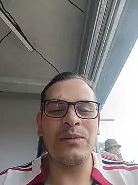 Snapshot of Edwin_Q chatting on June 2026 03:50:01 PM Edwin Q online show from June 2026 03:50:01 PM