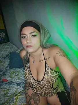 Cristal queen  online show from April 2026 07:25:02 AM