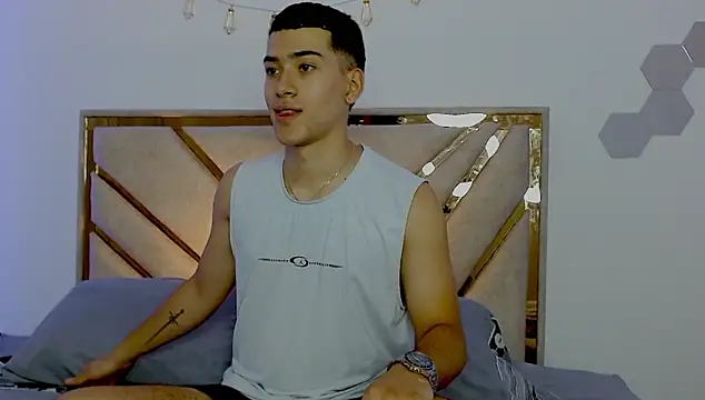 oliver   saint online show from March 2026 11:32:01 PM