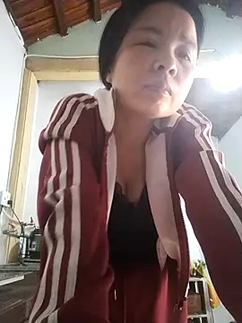 Ivy Trix2 online show from March 2026 04:06:02 AM