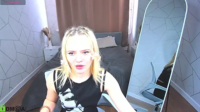 Tessa Ashe online show from April 2026 09:27:01 AM