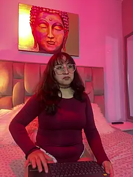 Maddie-LesYoux online show from March 2026 11:50:01 AM