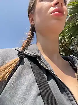 ViviennMur online show from March 2026 06:53:01 AM