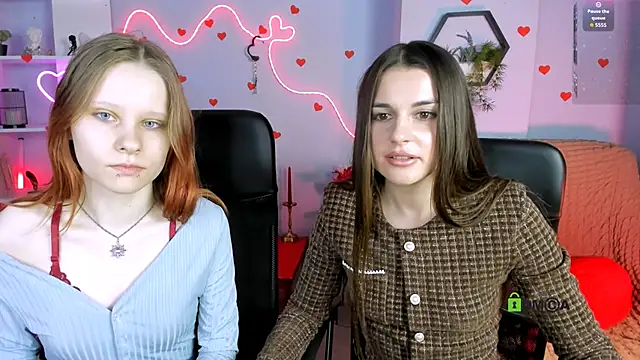 cassandra nik online show from March 2026 06:03:01 AM