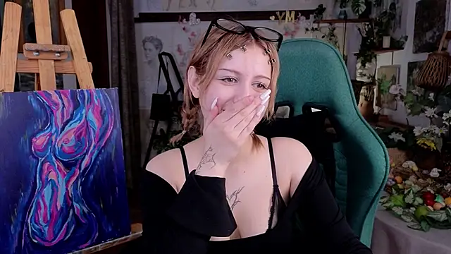 EffieMeowley online show from March 2026 08:37:02 AM