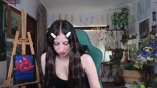 EffieMeowley online show from May 2026 11:41:02 AM