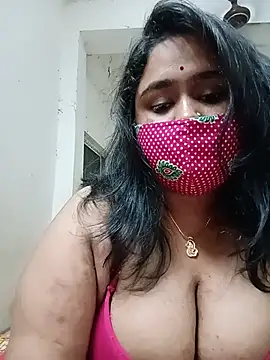 Snapshot of diyadey chatting on June 2026 06:54:02 PM diyadey online show from June 2026 06:54:02 PM