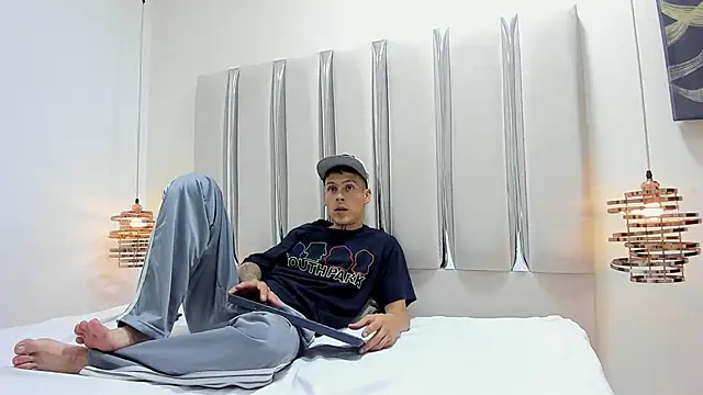 Ethan Wolfe online show from February 2026 05:30:02 AM