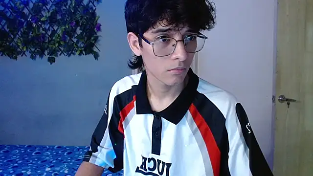 noah millerx online show from March 2026 04:05:02 AM