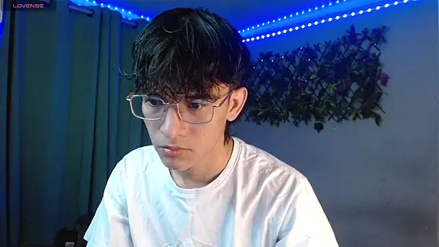 noah millerx online show from April 2026 10:56:02 PM