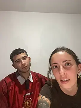 parejahot77 online show from March 2026 11:21:02 PM