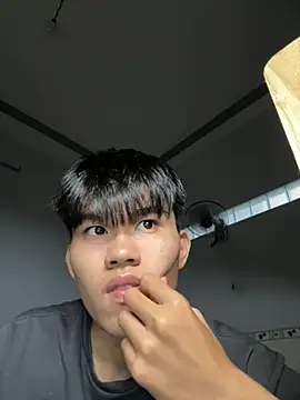 DuckDuyy online show from February 2026 06:45:02 AM