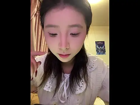 Y--F--LOVE online show from February 2026 04:19:02 PM