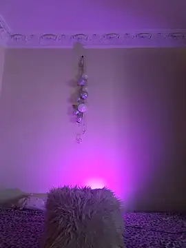 LunaBlaise online show from April 2026 08:24:01 AM