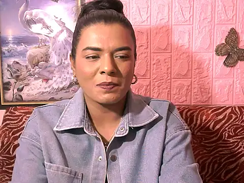 Indiannaughtygoddess online show from April 2026 06:38:01 PM