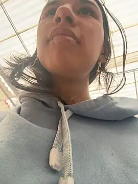 LilyRossi  online show from June 2026 12:18:02 PM
