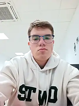 Alejandro27003 online show from February 2026 10:26:02 AM