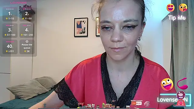 Snapshot of Yana-XX chatting on June 2026 05:21:02 PM Yana-XX online show from June 2026 05:21:02 PM