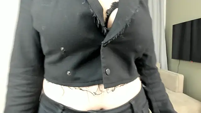 Snapshot of AmeeGalinis chatting on March 2026 06:47:01 PM AmeeGalinis online show from March 2026 06:47:01 PM