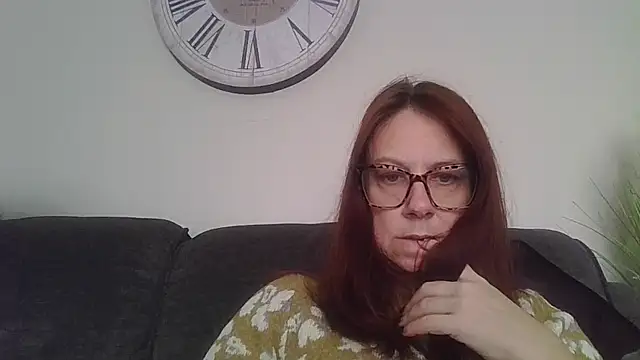 Cara-CurvyUK online show from March 2026 02:56:01 PM