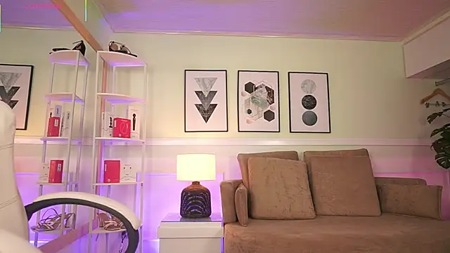 MandyCollins online show from April 2026 11:36:01 AM