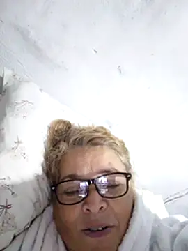 momismilf544 online show from April 2026 11:25:01 AM